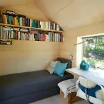 Architect-designed House With Pier On Nesoya Casa vacanze