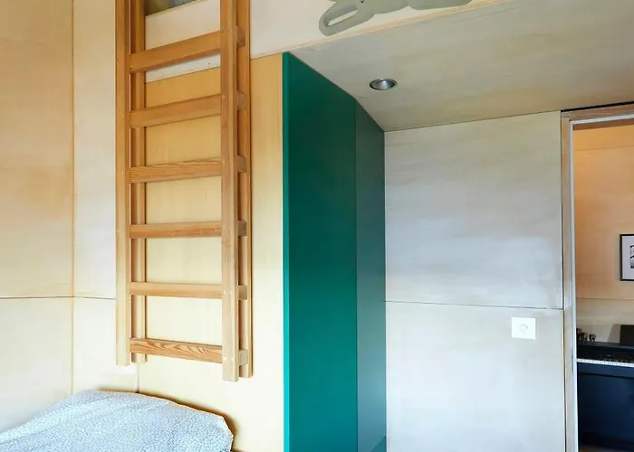 Architect-designed House With Pier On Nesoya 度假居 *